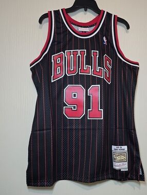 Chicago Bulls‎ Dennis Rodman Mitchell & Ness pinstripe Black Jersey. New L